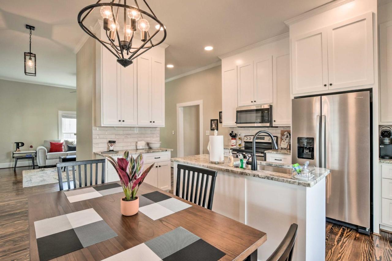 Ideally Located Penne Place With Deck And Grill Greenville Esterno foto
