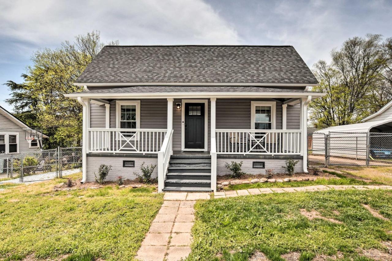Ideally Located Penne Place With Deck And Grill Greenville Esterno foto